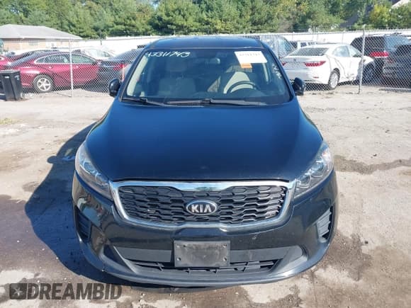 ✅ 2019 Kia Sorento LX • VIN: 5XYPG4A30KG508413 • Lot: 43311743. Listed on IAAI with 102,859 mi. Free auction sales archive from the USA and detailed vehicle history report at DreamBid. Image 13.