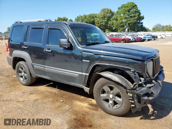 ✅ 2011 Jeep Liberty Renegade • VIN: 1J4PN3GK5BW503218 • Lot: 86515185. Listed on Copart with 209,414 mi. Free auction sales archive from the USA and detailed vehicle history report at DreamBid. Image 4.