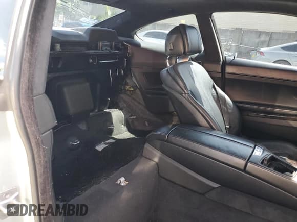 ✅ 2013 BMW 6 Series 650i • VIN: WBAYM9C59DDW20408 • Лот: 73585214. Опубликован ранее на Copart с пробегом 143 605 миль. Бесплатный доступ к архиву аукционных продаж из США и подробный отчёт об истории автомобиля на DreamBid. Изображение 11.