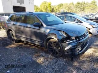 ✅ 2020 Volkswagen Tiguan SE • VIN: 3VV2B7AX5LM141804 • Lot: 43403765. Wystawiony na IAAI z przebiegiem 47 254 mil. Bezpłatny archiwum sprzedaży aukcyjnych z USA i szczegółowy raport historii pojazdu na DreamBid. Zdjęcie 1.