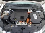 ✅ 2014 Chevrolet Volt • VIN: 1G1RD6E41EU147916 • Lot: 76312754. Wystawiony na Copart z przebiegiem 95 688 mil. Bezpłatny archiwum sprzedaży aukcyjnych z USA i szczegółowy raport historii pojazdu na DreamBid. Zdjęcie 11.