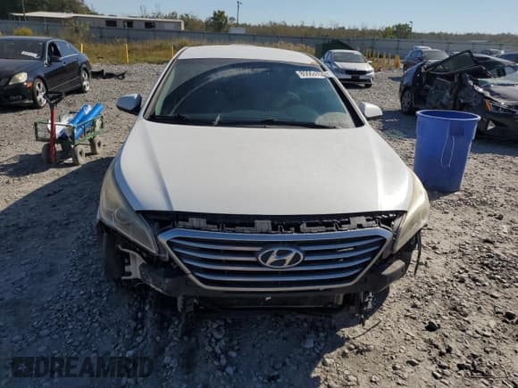 ✅ 2017 Hyundai Sonata 2.4L • VIN: 5NPE24AF5HH484434 • Lot: 85566755. Listed on Copart with 219,154 mi. Free auction sales archive from the USA and detailed vehicle history report at DreamBid. Image 5.