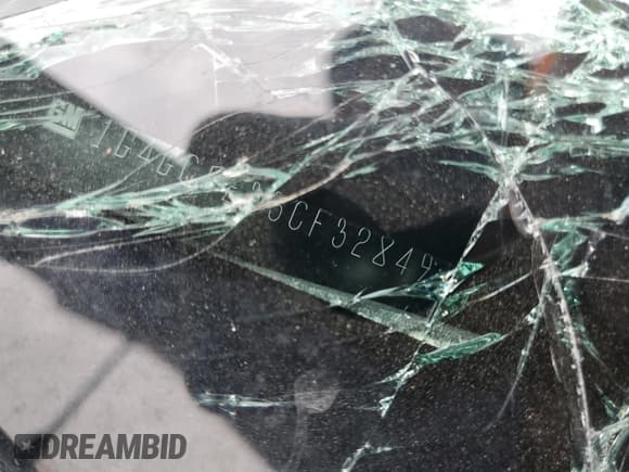 ✅ 2012 Buick LaCrosse Leather • VIN: 1G4GC5E33CF328497 • Lot: 59272565. Wystawiony na Copart z przebiegiem 175 579 mil. Bezpłatny archiwum sprzedaży aukcyjnych z USA i szczegółowy raport historii pojazdu na DreamBid. Zdjęcie 12.