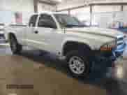 2004 Dodge Dakota Sport с VIN 1D7HG32N34S739646, выставлен на аукционе Copart как лот 74523084 с пробегом 277 000 миль миль и На запчасти • Non repairable. История ставок и продаж доступна на DreamBid. Изображение 4.