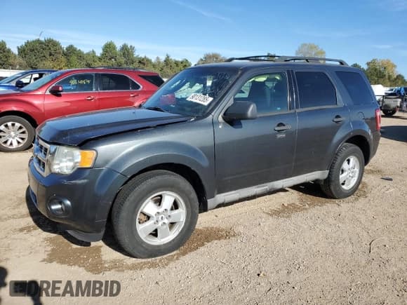 ✅ 2009 Ford Escape XLT • VIN: 1FMCU03749KC37422 • Lot: 90131285. Listed on Copart with 115,168 mi. Free auction sales archive from the USA and detailed vehicle history report at DreamBid. Image 1.