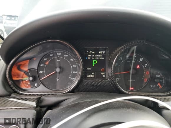 ✅ 2013 Maserati GranTurismo Sport • VIN: ZAM45VMA9D0075168 • Lot: 72382834. Wystawiony na Copart z przebiegiem 38 666 mil. Bezpłatny archiwum sprzedaży aukcyjnych z USA i szczegółowy raport historii pojazdu na DreamBid. Zdjęcie 9.