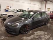 ✅ 2020 Tesla Model 3 Performance • VIN: 5YJ3E1EC3LF641768 • Lot: 41542615. Wystawiony na IAAI z przebiegiem 43 343 mil. Bezpłatny archiwum sprzedaży aukcyjnych z USA i szczegółowy raport historii pojazdu na DreamBid. Zdjęcie 20.