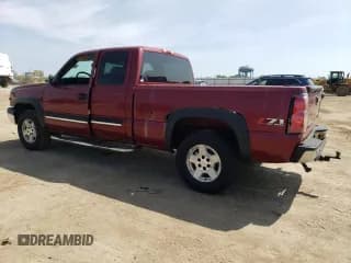 ✅ 2005 Chevrolet Silverado 1500 LS • VIN: 1GCEK19TX5E193271 • Лот: 68874744. Опубликован ранее на Copart с пробегом 216 105 миль. Бесплатный доступ к архиву аукционных продаж из США и подробный отчёт об истории автомобиля на DreamBid. Изображение 2.