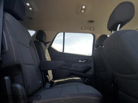 ✅ 2020 Chevrolet Traverse LT Cloth • VIN: 1GNEVMKW3LJ195937 • Лот: 53699685. Опубликован ранее на Copart с пробегом 109 449 миль. Бесплатный доступ к архиву аукционных продаж из США и подробный отчёт об истории автомобиля на DreamBid. Изображение 11.