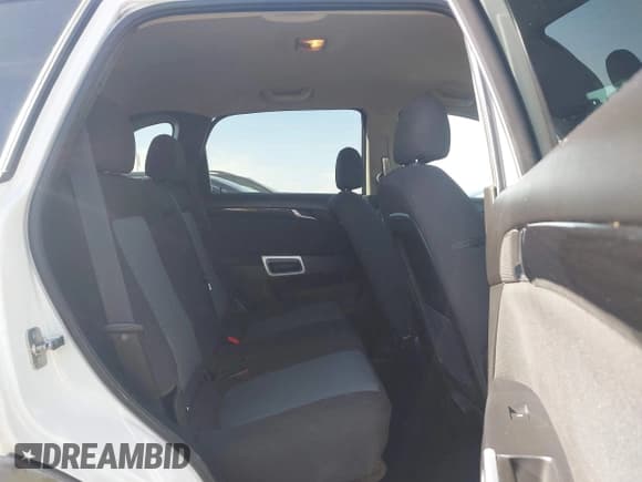 ✅ 2014 Chevrolet Captiva Sport LS • VIN: 3GNAL2EK4ES642584 • Lot: 41195101. Wystawiony na IAAI z przebiegiem 136 979 mil. Bezpłatny archiwum sprzedaży aukcyjnych z USA i szczegółowy raport historii pojazdu na DreamBid. Zdjęcie 8.