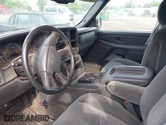 ✅ 2005 Chevrolet Silverado 1500 LT • VIN: 1GCEC19T25Z189317 • Лот: 42478193. Опубликован ранее на IAAI с пробегом 172 659 миль. Бесплатный доступ к архиву аукционных продаж из США и подробный отчёт об истории автомобиля на DreamBid. Изображение 5.