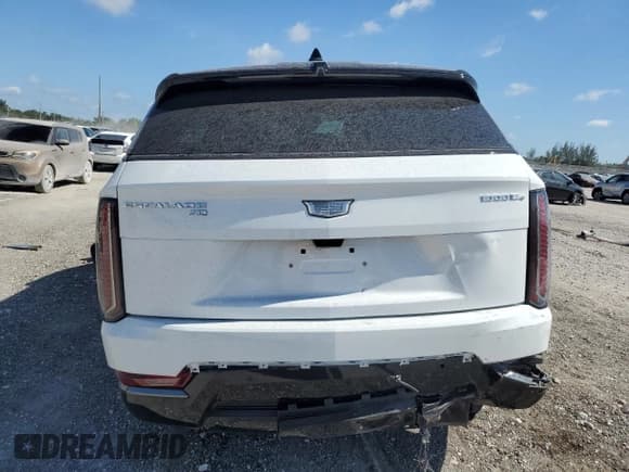 ✅ 2025 Cadillac ESCALADE IQ • VIN: 1GYTEEKL9SU106150 • Lot: 69644105. Listed on Copart with Not provided. Free auction sales archive from the USA and detailed vehicle history report at DreamBid. Image 6.