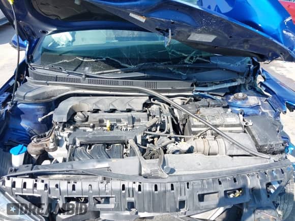 2021 Hyundai Accent SE z VIN 3KPC24A69ME137033, wystawiony jako IAAI lot #43267894 z przebiegiem 71 756 mil mil oraz . Historia ofert i sprzedaży dostępna na DreamBid. Obrazek 10.