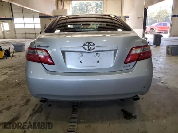 ✅ 2009 Toyota Camry XLE • VIN: 4T1BK46K79U080756 • Lot: 90330115. Wystawiony na Copart z przebiegiem 115 028 mil. Bezpłatny archiwum sprzedaży aukcyjnych z USA i szczegółowy raport historii pojazdu na DreamBid. Zdjęcie 6.