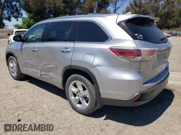 ✅ 2014 Toyota Highlander Limited • VIN: 5TDDCRFH0ES006895 • Лот: 67978145. Опубликован ранее на Copart с пробегом 218 938 миль. Бесплатный доступ к архиву аукционных продаж из США и подробный отчёт об истории автомобиля на DreamBid. Изображение 2.