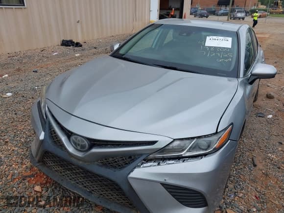 ✅ 2019 Toyota Camry SE • VIN: 4T1B11HK0KU198300 • Lot: 43047258. Listed on IAAI with 159,643 mi. Free auction sales archive from the USA and detailed vehicle history report at DreamBid. Image 12.
