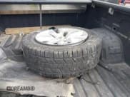 ✅ 2021 Chevrolet Silverado 1500 Custom • VIN: 1GCPYBEK9MZ303079 • Lot: 43456213. Wystawiony na IAAI z przebiegiem 63 003 mil. Bezpłatny archiwum sprzedaży aukcyjnych z USA i szczegółowy raport historii pojazdu na DreamBid. Zdjęcie 12.