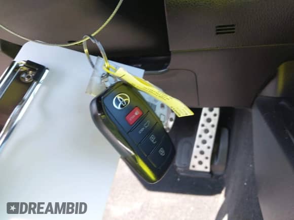 2025 Toyota Camry LE с VIN 4T1DAACK1SU596972, выставлен на аукционе IAAI как лот 43230854 с пробегом 2 135 миль миль и . История ставок и продаж доступна на DreamBid. Изображение 11.