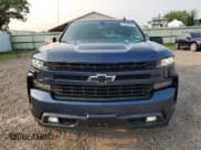 ✅ 2019 Chevrolet Silverado 1500 RST • VIN: 3GCUYEED7KG234914 • Lot: 67967214. Wystawiony na Copart z przebiegiem 30 845 mil. Bezpłatny archiwum sprzedaży aukcyjnych z USA i szczegółowy raport historii pojazdu na DreamBid. Zdjęcie 5.