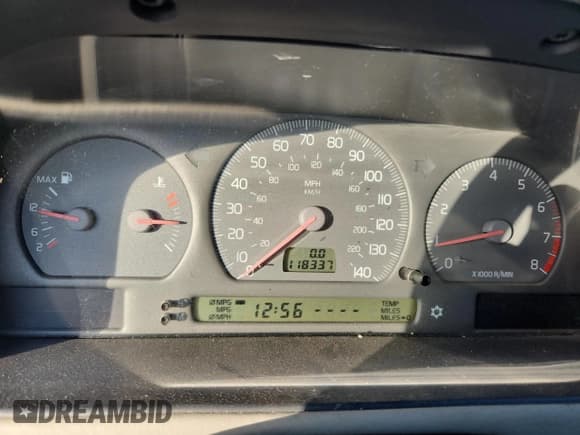 ✅ 2004 Volvo C70 • VIN: YV1NC62D94J044752 • Lot: 92611505. Listed on Copart with 118,337 mi. Free auction sales archive from the USA and detailed vehicle history report at DreamBid. Image 9.