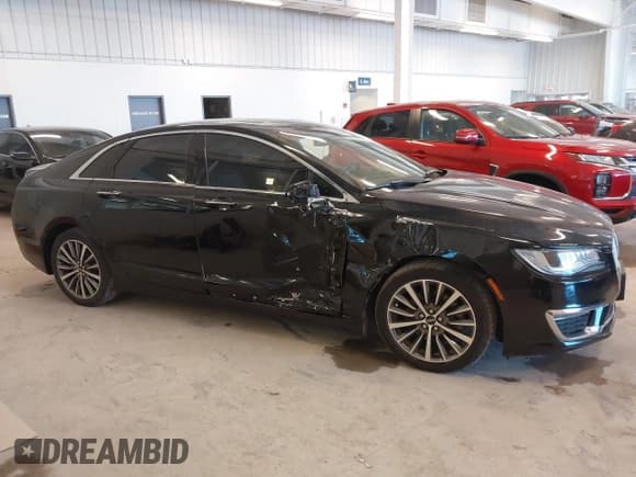 ✅ 2018 Lincoln MKZ Select • VIN: 3LN6L5C9XJR628606 • Lot: 41688892. Wystawiony na IAAI z przebiegiem 76 612 mil. Bezpłatny archiwum sprzedaży aukcyjnych z USA i szczegółowy raport historii pojazdu na DreamBid. Zdjęcie 13.