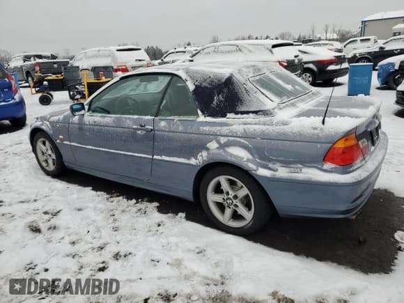 ✅ 2003 BMW 3 Series 325Ci • VIN: WBABS33453PG91055 • Lot: 44337445. Wystawiony na Copart z przebiegiem 177 804 mil. Bezpłatny archiwum sprzedaży aukcyjnych z USA i szczegółowy raport historii pojazdu na DreamBid. Zdjęcie 2.