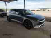 2023 Hyundai Ioniq 5 Limited z VIN KM8KR4AE5PU189968, wystawiony jako Copart lot #65647674 z przebiegiem 6 753 mil mil oraz Szkoda całkowita • Salvage title. Historia ofert i sprzedaży dostępna na DreamBid. Obrazek 4.