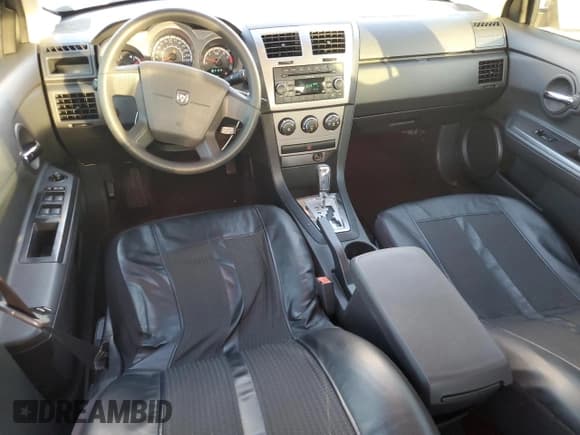 ✅ 2010 Dodge Avenger SXT • VIN: 1B3CC4FB0AN130371 • Лот: 80007124. Опубликован ранее на Copart с пробегом 126 659 миль. Бесплатный доступ к архиву аукционных продаж из США и подробный отчёт об истории автомобиля на DreamBid. Изображение 8.