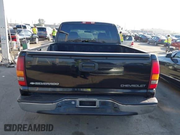 ✅ 2002 Chevrolet Silverado 1500 LS • VIN: 2GCEC19V721222110 • Лот: 43610414. Опубликован ранее на IAAI с пробегом 182 375 миль. Бесплатный доступ к архиву аукционных продаж из США и подробный отчёт об истории автомобиля на DreamBid. Изображение 16.