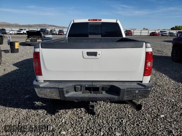 ✅ 2008 Chevrolet Silverado 2500HD LTZ • VIN: 1GCHK23698F149170 • Лот: 82709565. Опубликован ранее на Copart с пробегом 161 583 миль. Бесплатный доступ к архиву аукционных продаж из США и подробный отчёт об истории автомобиля на DreamBid. Изображение 6.