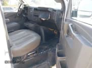 ✅ 2017 Chevrolet Express Cargo • VIN: 1GCWGBFF1H1136625 • Lot: 43149664. Listed on IAAI with 207,694 mi. Free auction sales archive from the USA and detailed vehicle history report at DreamBid. Image 5.