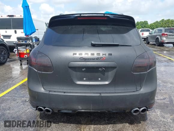 ✅ 2014 Porsche Cayenne GTS • VIN: WP1AD2A28ELA74131 • Lot: 42829362. Wystawiony na IAAI z przebiegiem Nie podano. Bezpłatny archiwum sprzedaży aukcyjnych z USA i szczegółowy raport historii pojazdu na DreamBid. Zdjęcie 16.