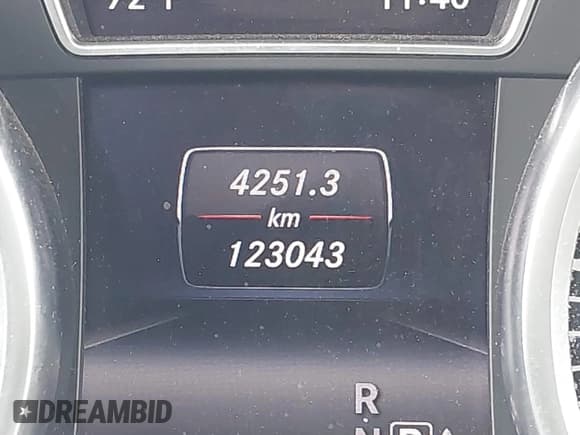 ✅ 2014 Mercedes-Benz M 350 • VIN: 4JGDA5HB4EA373654 • Lot: 43340740. Listed on IAAI with 123,043 mi. Free auction sales archive from the USA and detailed vehicle history report at DreamBid. Image 15.