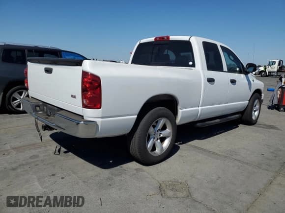 ✅ 2008 Dodge 1500 SLT • VIN: 1D7HA18N38J120912 • Лот: 72580714. Опубликован ранее на Copart с пробегом 178 813 миль. Бесплатный доступ к архиву аукционных продаж из США и подробный отчёт об истории автомобиля на DreamBid. Изображение 3.