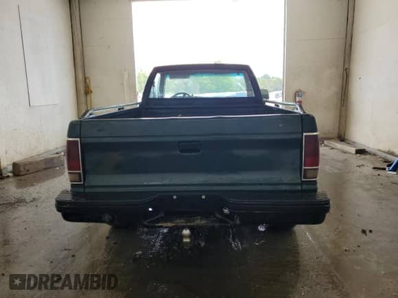1992 Chevrolet S-10 EL X81 с VIN 1GCCT14Z6N8173436, выставлен на аукционе Copart как лот 56897615 с пробегом 227 728 миль миль и Списание • Salvage title. История ставок и продаж доступна на DreamBid. Изображение 6.