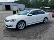✅ 2014 Volkswagen Passat SEL Premium • VIN: 1VWCM7A36EC038970 • Lot: 63610385. Wystawiony na Copart z przebiegiem 156 565 mil. Bezpłatny archiwum sprzedaży aukcyjnych z USA i szczegółowy raport historii pojazdu na DreamBid. Zdjęcie 1.