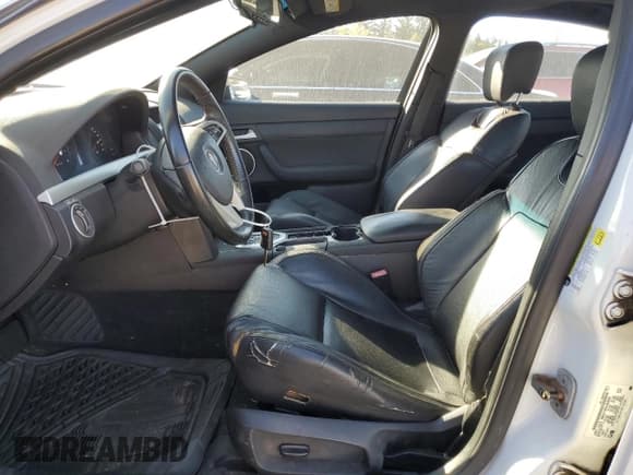 ✅ 2009 Pontiac G8 • VIN: 6G2ER57789L157659 • Lot: 81575355. Listed on Copart with 361,933 mi. Free auction sales archive from the USA and detailed vehicle history report at DreamBid. Image 7.