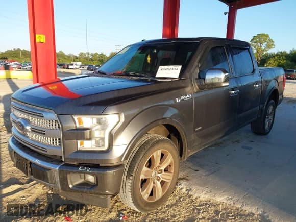 ✅ 2017 Ford F-150 XLT • VIN: 1FTEW1EGXHFA42264 • Lot: 43482434. Wystawiony na IAAI z przebiegiem 134 733 mil. Bezpłatny archiwum sprzedaży aukcyjnych z USA i szczegółowy raport historii pojazdu na DreamBid. Zdjęcie 2.