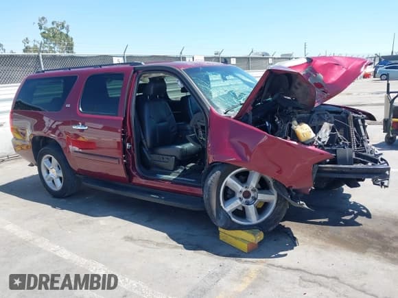 ✅ 2008 Chevrolet Suburban 3LT • VIN: 3GNFC16J78G197089 • Lot: 42881207. Listed on IAAI with 171,503 mi. Free auction sales archive from the USA and detailed vehicle history report at DreamBid. Image 1.