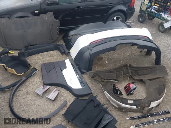 ✅ 2022 Tesla Model X • VIN: 7SAXCAE50NF354953 • Lot: 42881236. Listed on IAAI with 54,062 mi. Free auction sales archive from the USA and detailed vehicle history report at DreamBid. Image 21.