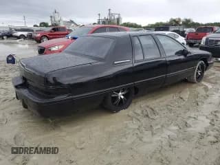 ✅ 1992 Buick Roadmaster • VIN: 1G4BN537XNR452875 • Lot: 74995954. Wystawiony na Copart z przebiegiem 28 576 mil. Bezpłatny archiwum sprzedaży aukcyjnych z USA i szczegółowy raport historii pojazdu na DreamBid. Zdjęcie 3.