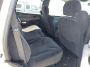 ✅ 2001 GMC Yukon SLT • VIN: 1GKEK13TX1R218315 • Lot: 42448454. Wystawiony na IAAI z przebiegiem 290 859 mil. Bezpłatny archiwum sprzedaży aukcyjnych z USA i szczegółowy raport historii pojazdu na DreamBid. Zdjęcie 8.