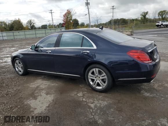 ✅ 2017 Mercedes-Benz S 550 • VIN: WDDUG8FBXHA310446 • Lot: 83976125. Wystawiony na Copart z przebiegiem 116 861 mil. Bezpłatny archiwum sprzedaży aukcyjnych z USA i szczegółowy raport historii pojazdu na DreamBid. Zdjęcie 2.
