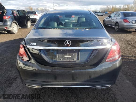 ✅ 2020 Mercedes-Benz C 300 • VIN: WDDWF8EB5LR528835 • Lot: 89690305. Wystawiony na Copart z przebiegiem 37 803 mil. Bezpłatny archiwum sprzedaży aukcyjnych z USA i szczegółowy raport historii pojazdu na DreamBid. Zdjęcie 6.