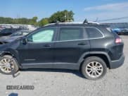 ✅ 2019 Jeep Cherokee Latitude • VIN: 1C4PJLCB4KD444570 • Lot: 36044886. Wystawiony na IAAI z przebiegiem 85 230 mil. Bezpłatny archiwum sprzedaży aukcyjnych z USA i szczegółowy raport historii pojazdu na DreamBid. Zdjęcie 14.