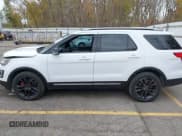 ✅ 2017 Ford Explorer XLT • VIN: 1FM5K8D88HGD84283 • Лот: 43609102. Опубликован ранее на IAAI с пробегом 105 629 миль. Бесплатный доступ к архиву аукционных продаж из США и подробный отчёт об истории автомобиля на DreamBid. Изображение 14.