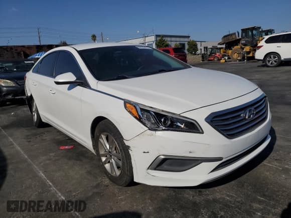 ✅ 2017 Hyundai Sonata 2.4L • VIN: 5NPE24AF1HH514982 • Lot: 80699415. Listed on Copart with 81,697 mi. Free auction sales archive from the USA and detailed vehicle history report at DreamBid. Image 4.