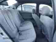 2005 Hyundai Elantra GLS z VIN KMHDN46D25U071992, wystawiony jako Copart lot #80235574 z przebiegiem 304 225 mil mil oraz Szkoda całkowita • Salvage title. Historia ofert i sprzedaży dostępna na DreamBid. Obrazek 10.