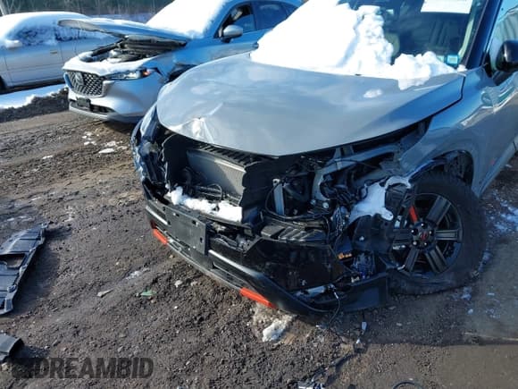 ✅ 2025 Nissan Rogue SV • VIN: 5N1BT3BB3SC788124 • Lot: 41527086. Listed on IAAI with 4,589 mi. Free auction sales archive from the USA and detailed vehicle history report at DreamBid. Image 6.