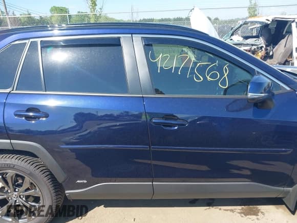 ✅ 2024 Toyota RAV4 Hybrid XLE Premium • VIN: JTMB6RFV3RJ041700 • Lot: 42171568. Listed on IAAI with 10,452 mi. Free auction sales archive from the USA and detailed vehicle history report at DreamBid. Image 13.
